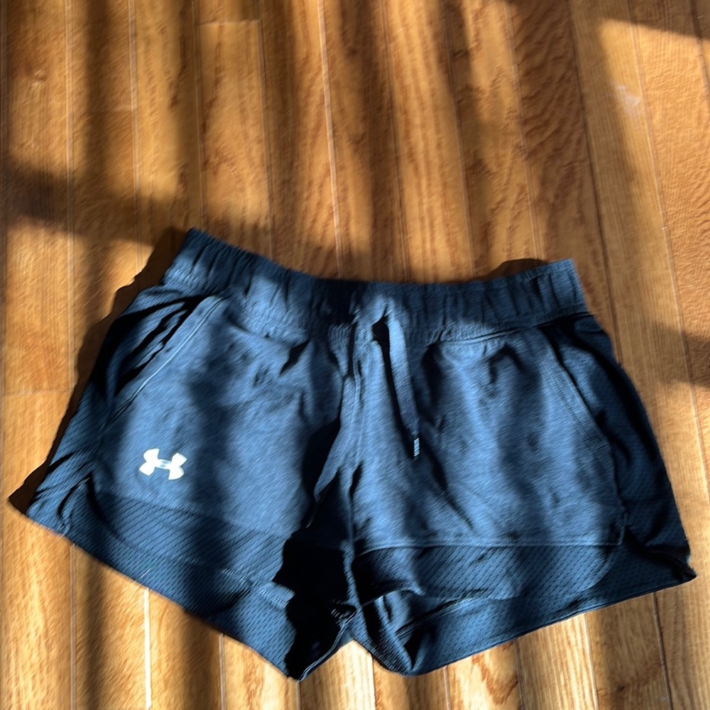 Under Armour Short